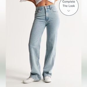 Abercrombie High Rise Relaxed Jean 30/10L